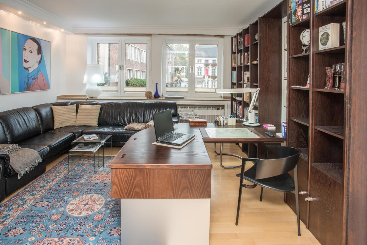 Mit Dachterrasse